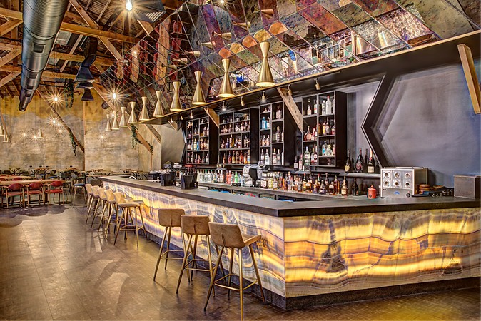 Bar